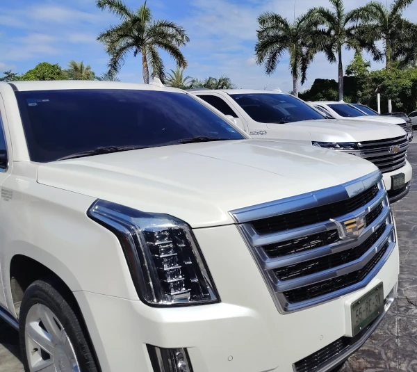 Luxury SUV for VIP Cancun Airport transportation