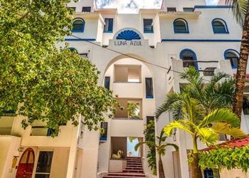 Luna Azul Condos