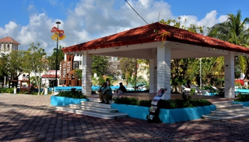 Puerto Morelos Downtown