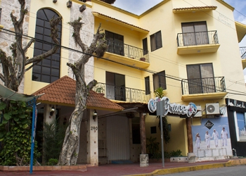 Quinta Sea Apartments