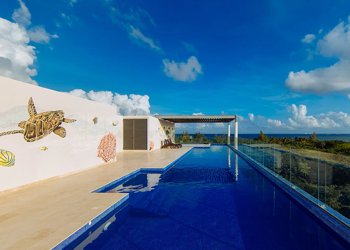 Terrazas Luxury Condo by Happy Address